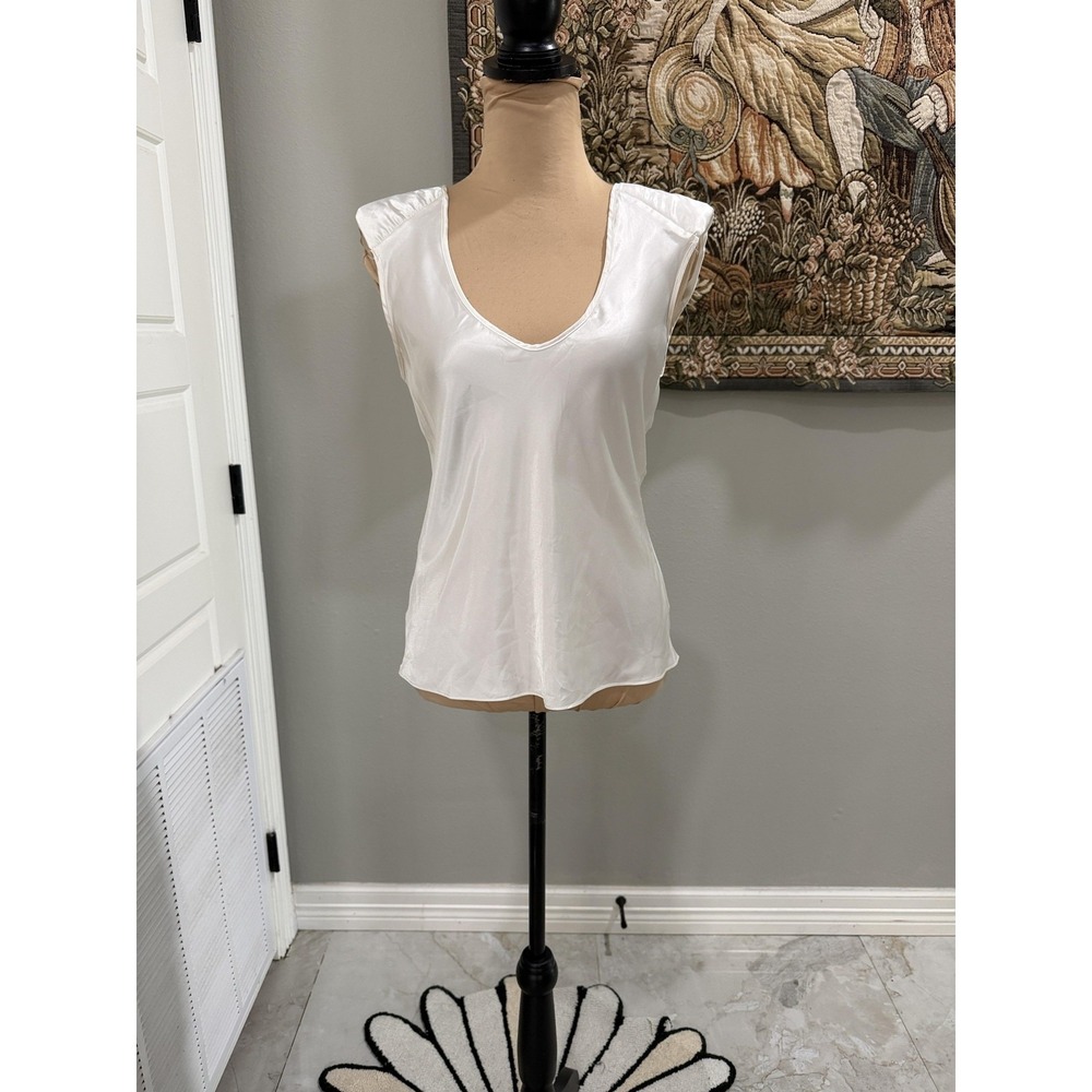 Lily Lynne Tank Top‎ Womens Small White Satin V Neck Shoulder Pads Blouse